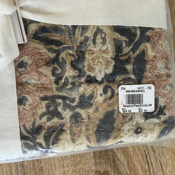 Pottery Barn Rosalyn Patchwork Pillow Sham Euro 26x26 NWT - Picture 2 of 4